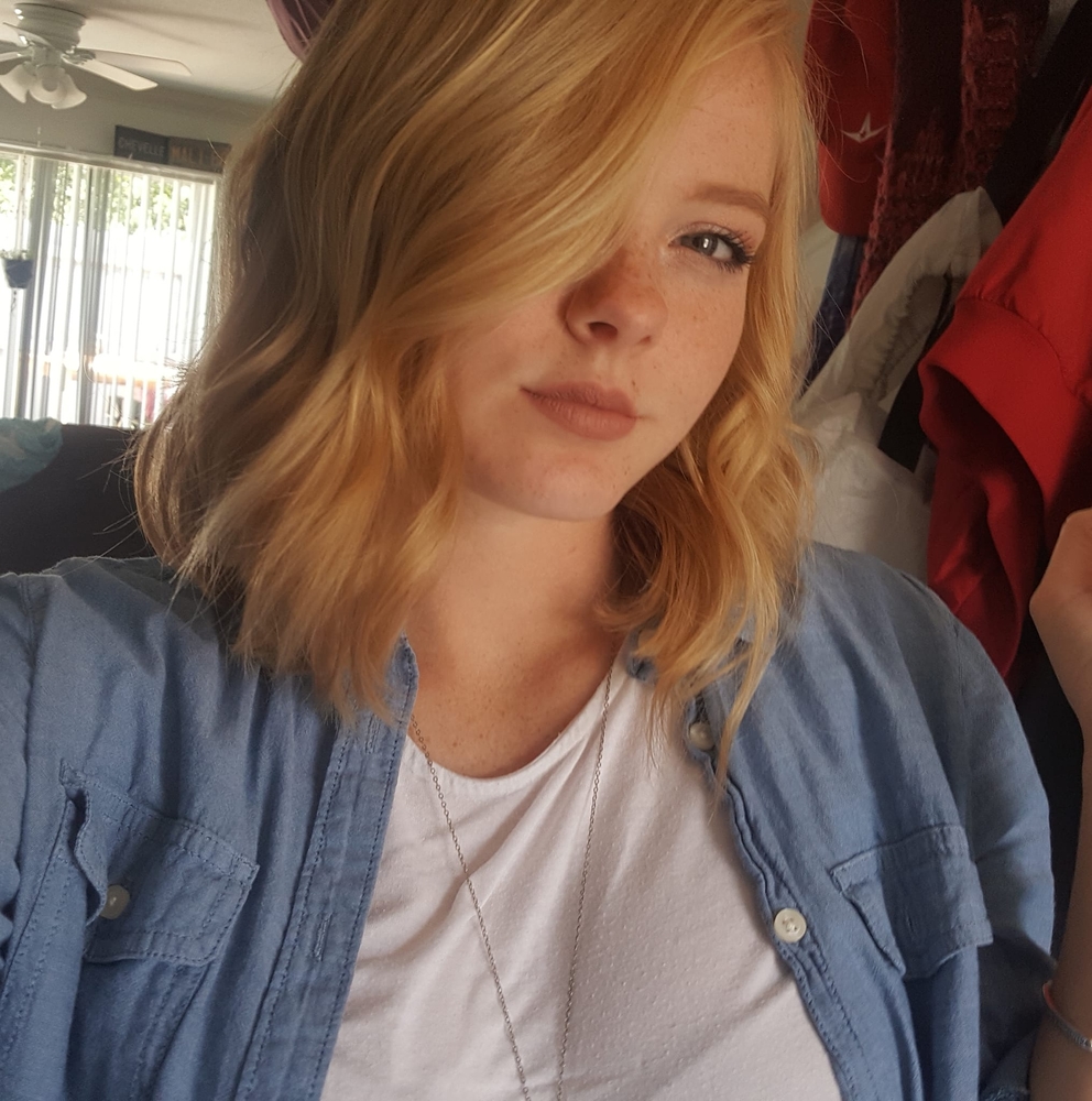 Meet your Posher, Rebecca